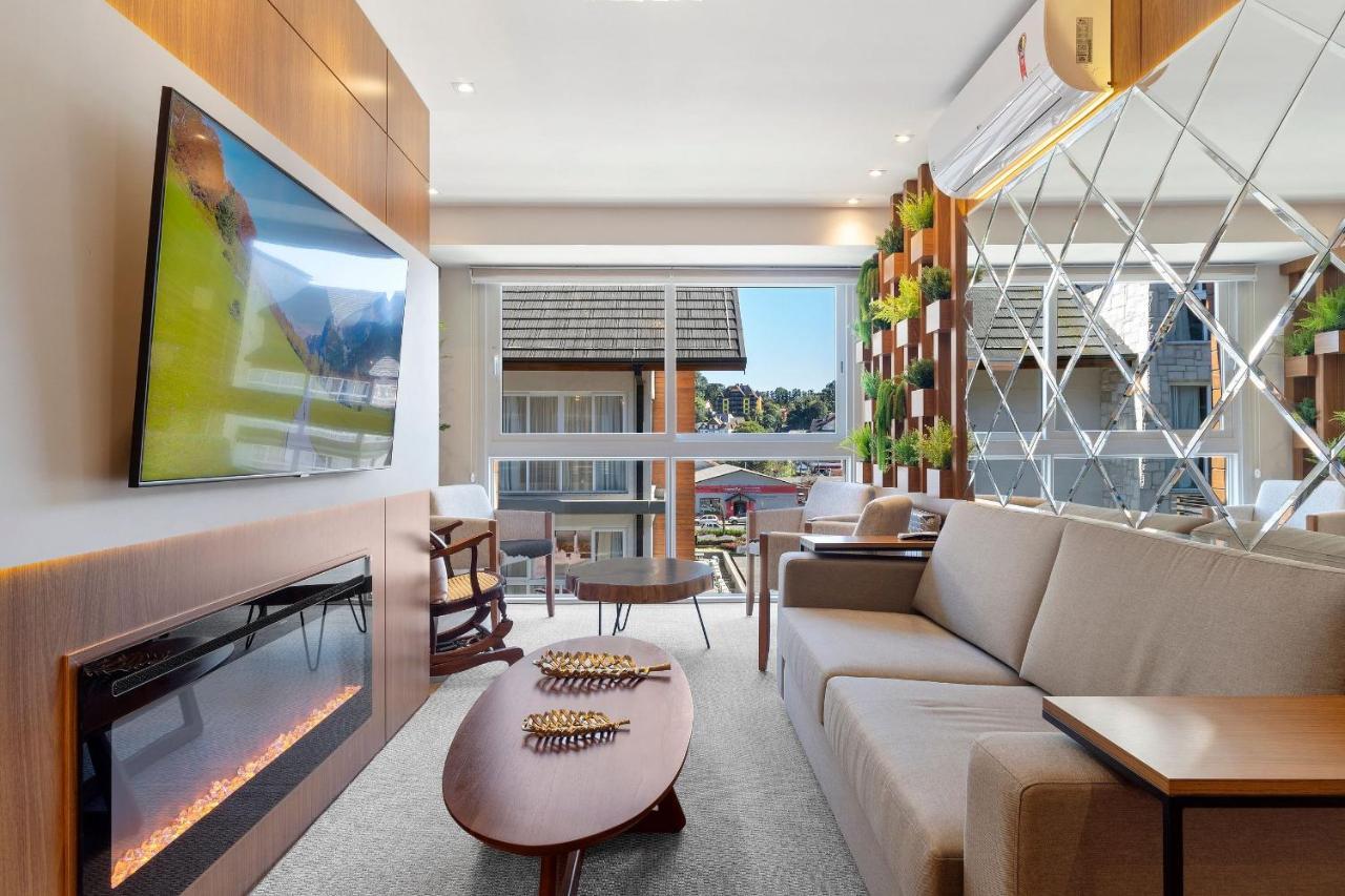 Vita Boulevard Luxo 2 Suites By Achei 格拉玛多 外观 照片